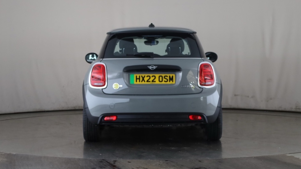 MINI HATCHBACK Image 4