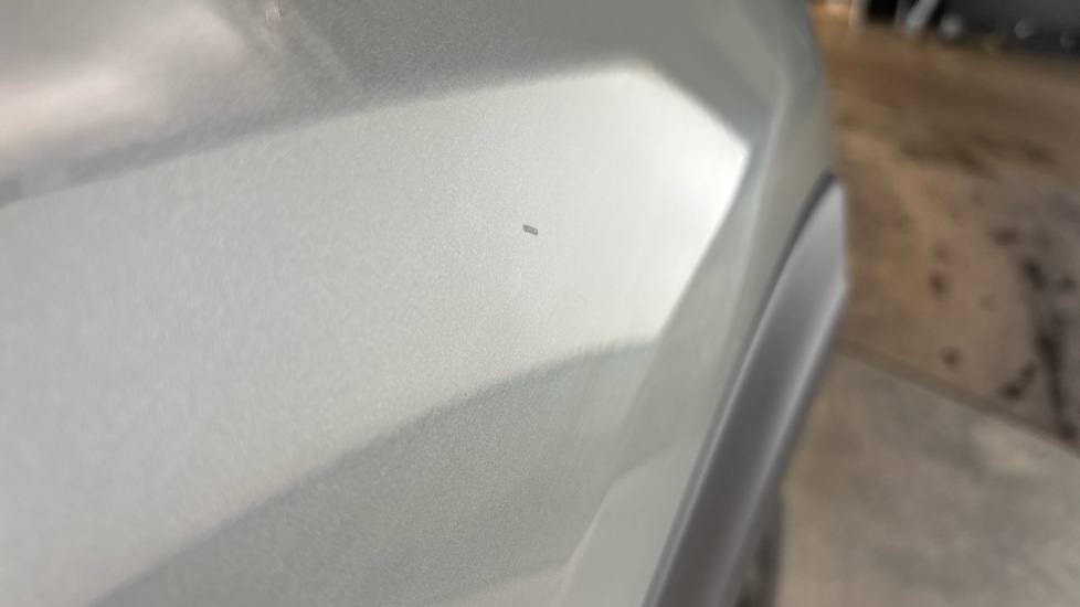 MINI HATCHBACK Chips and dent