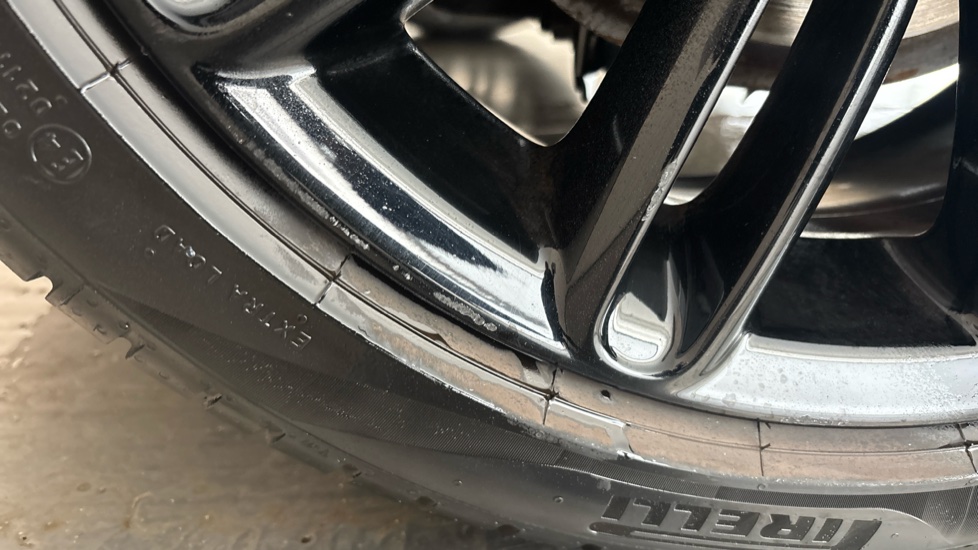 MINI HATCHBACK Scuff