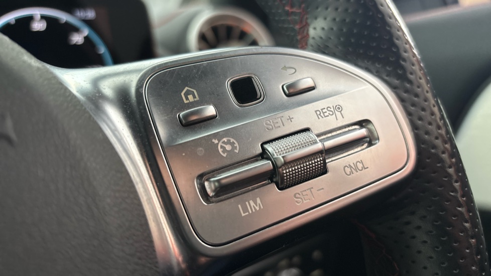 MERCEDES EQA cruise control