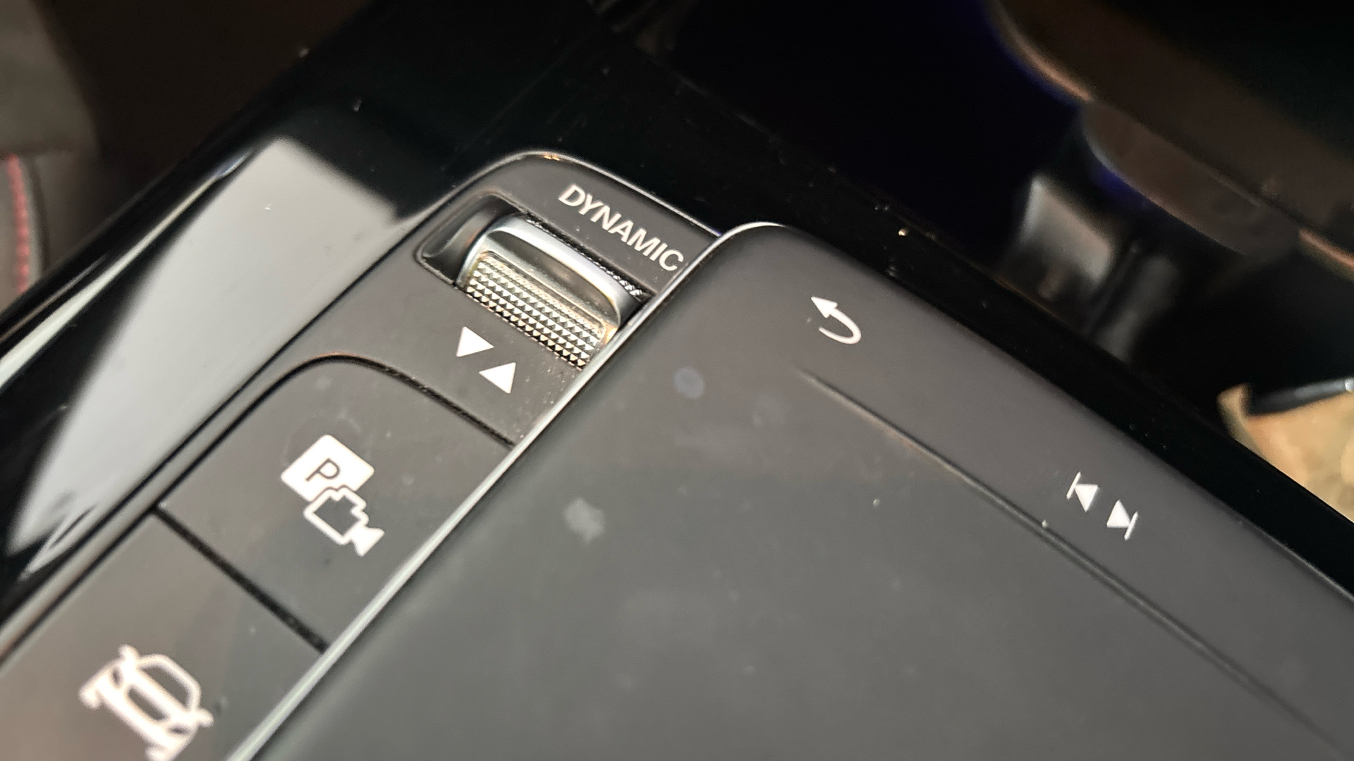 4049430 A250e AMG Line Executive Edition 4dr Auto