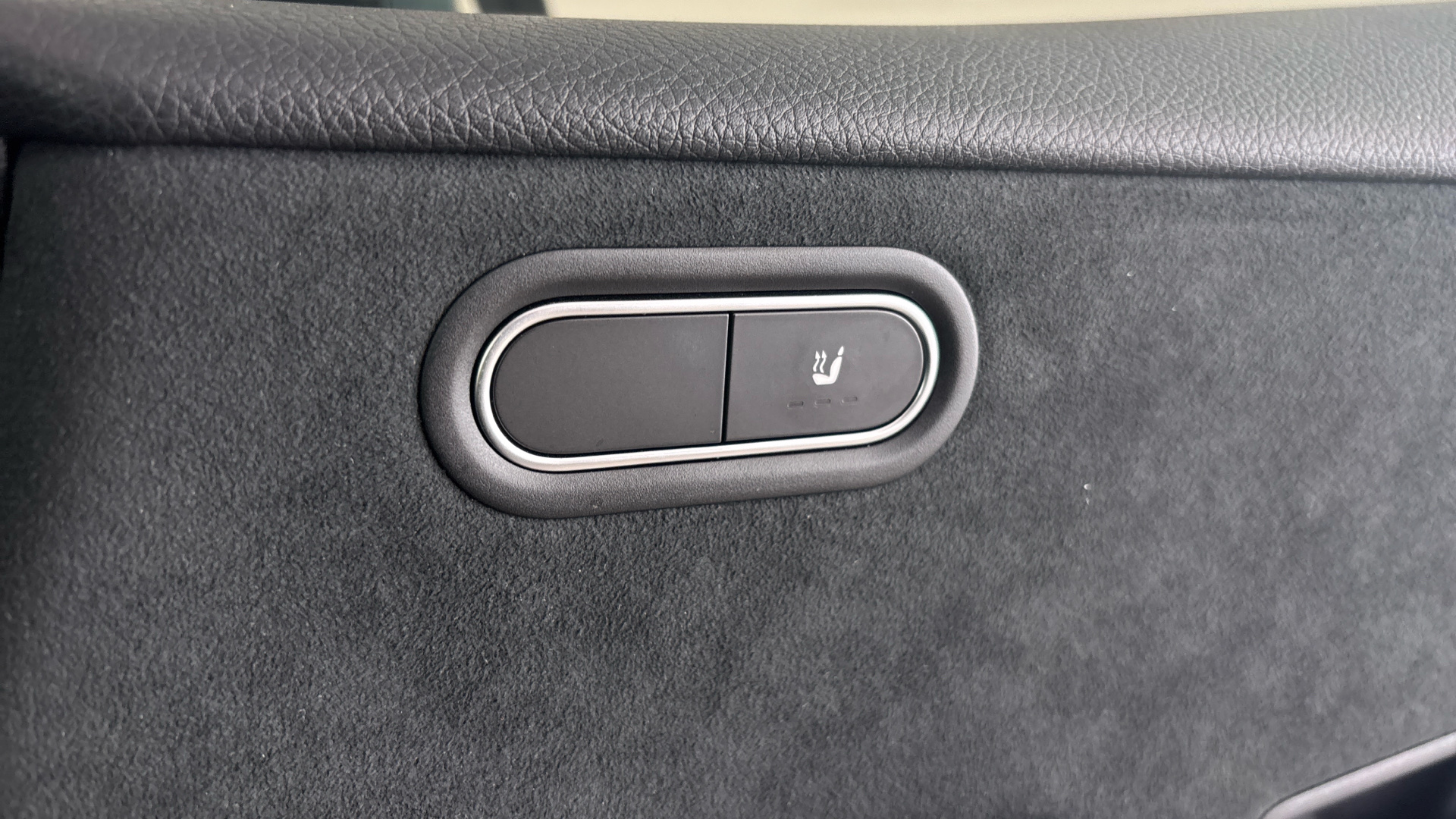 4049430 A250e AMG Line Executive Edition 4dr Auto