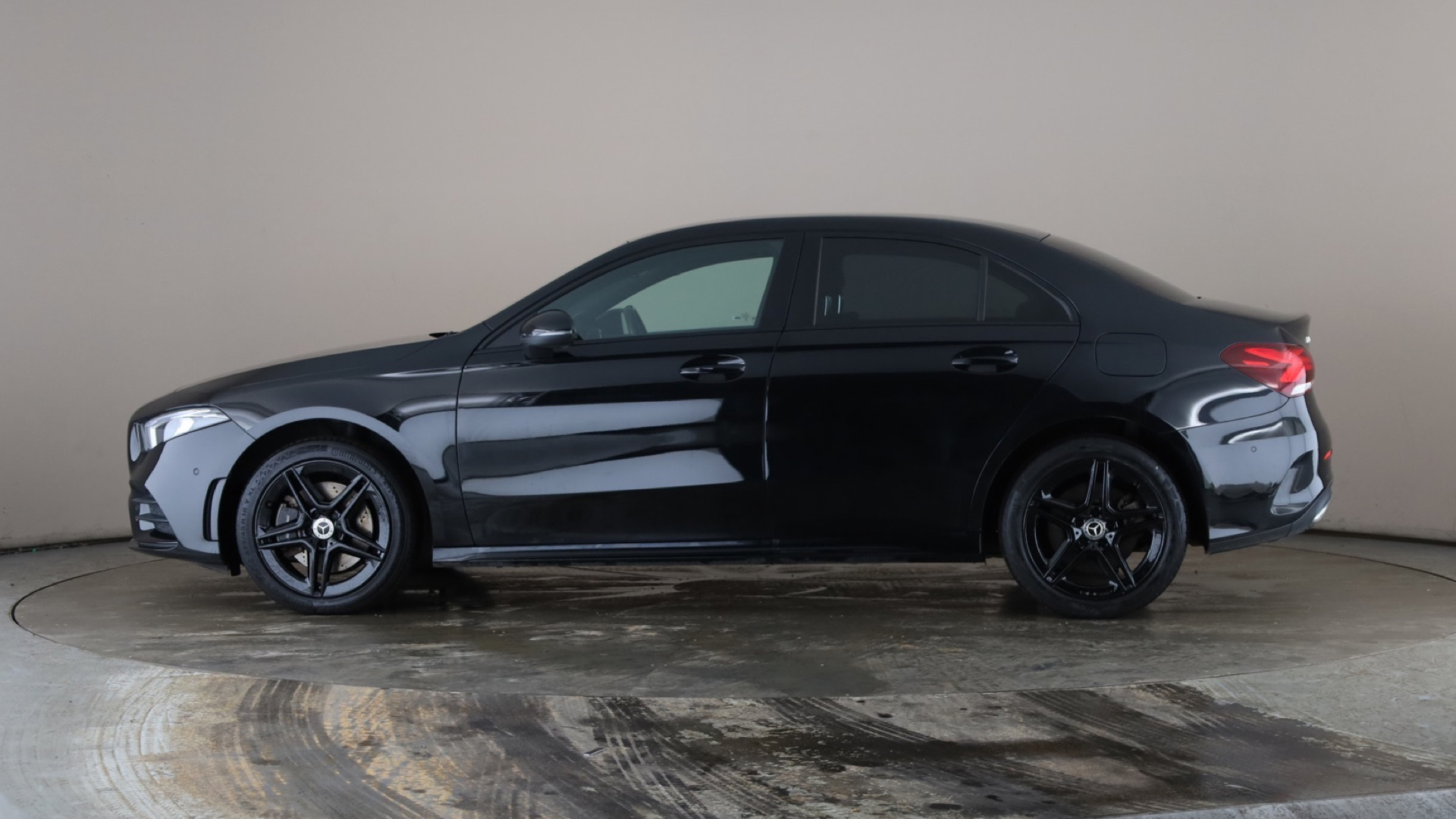 4020803 A250e AMG Line Executive Edition 4dr Auto