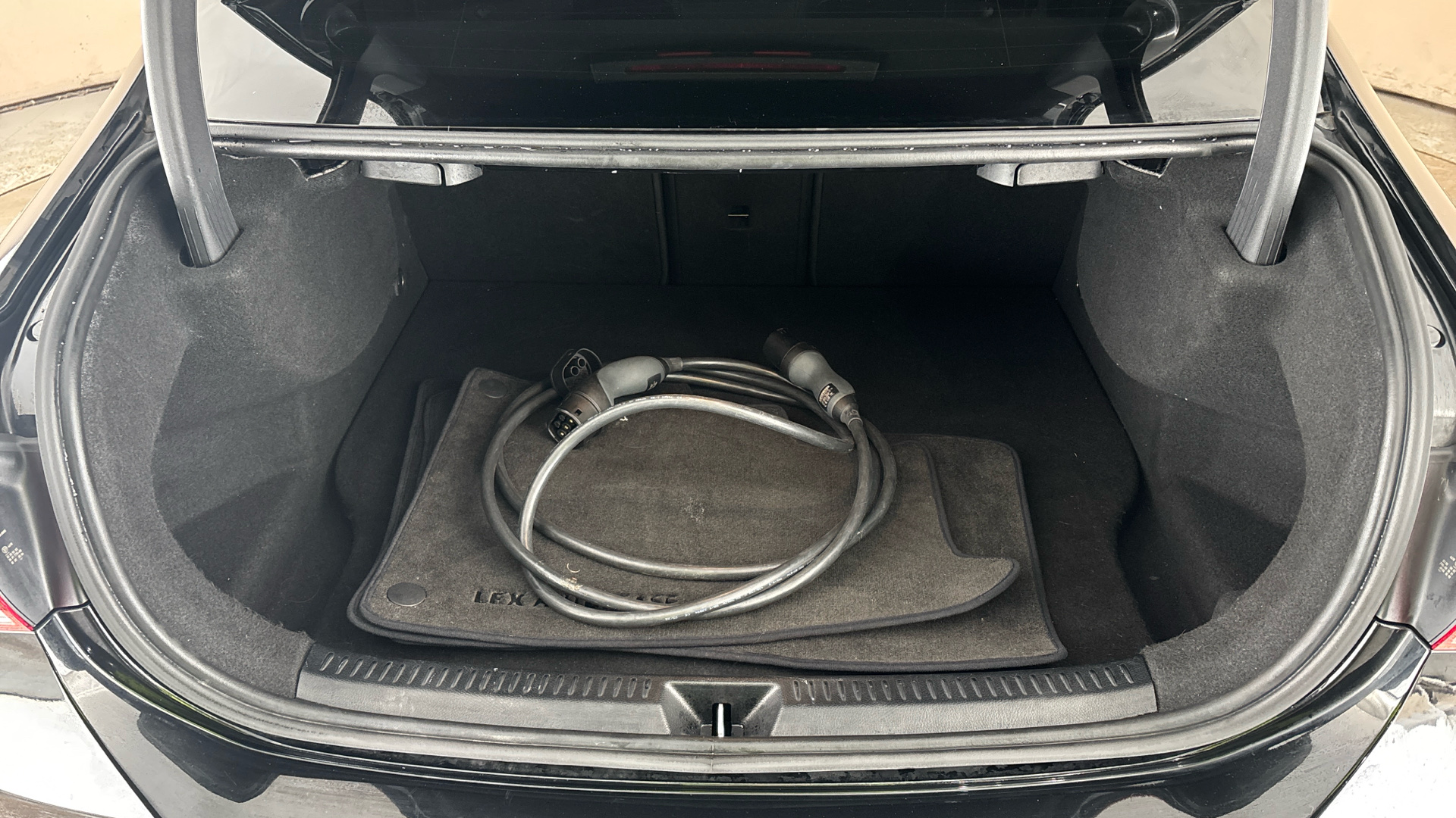 4020803 A250e AMG Line Executive Edition 4dr Auto