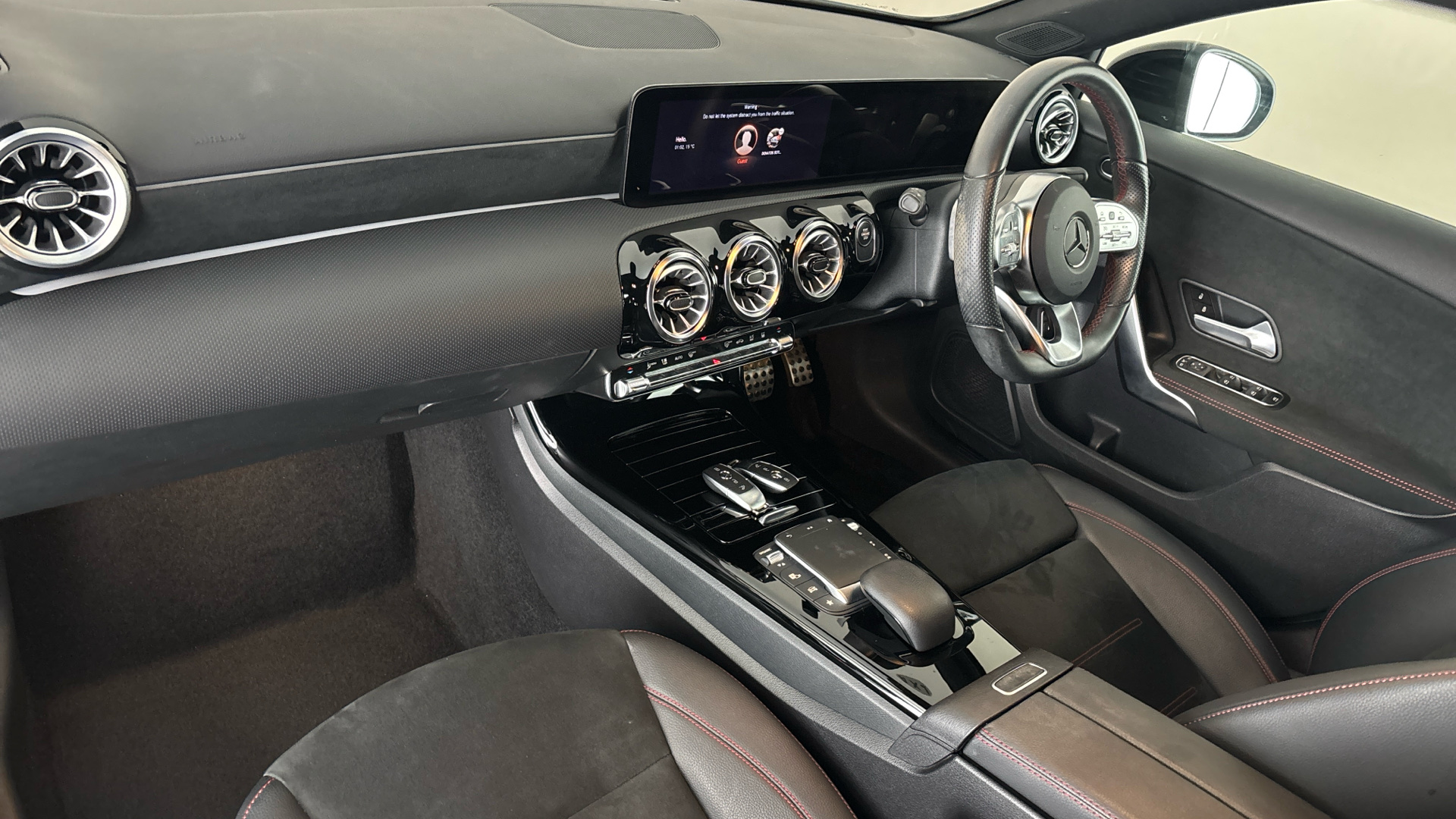 4020648 A250e AMG Line Executive Edition 4dr Auto