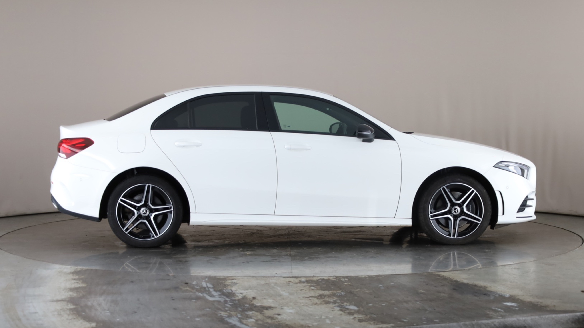 4020614 A250e AMG Line Executive Edition 4dr Auto