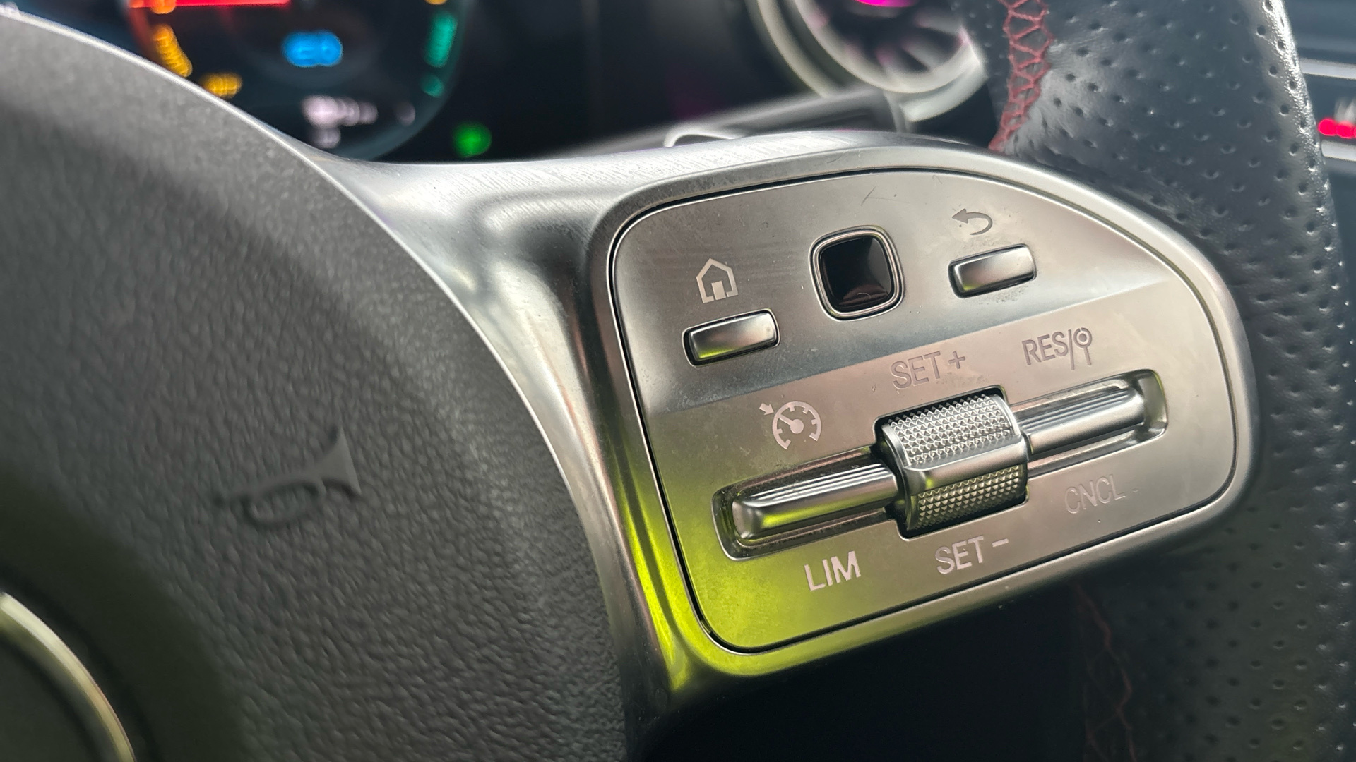 4020614 A250e AMG Line Executive Edition 4dr Auto