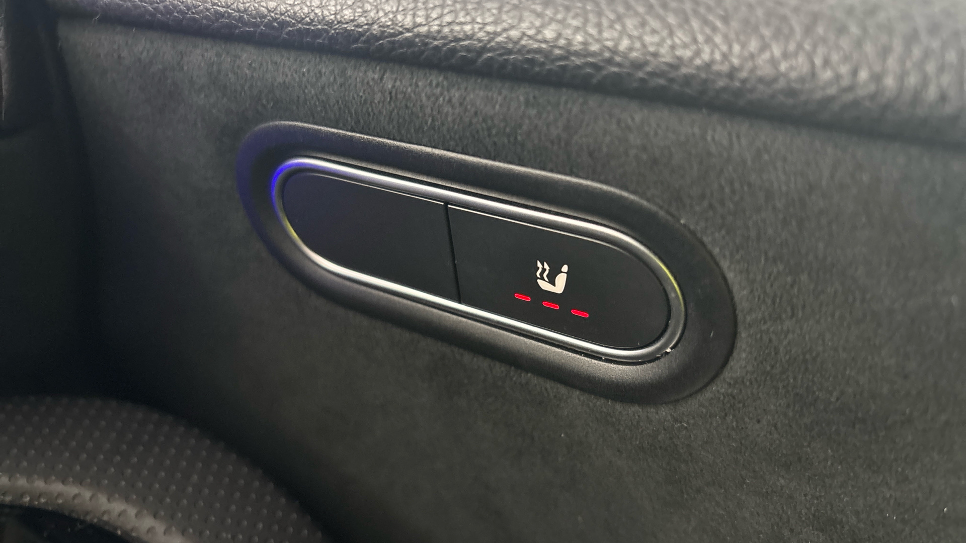 4020614 A250e AMG Line Executive Edition 4dr Auto