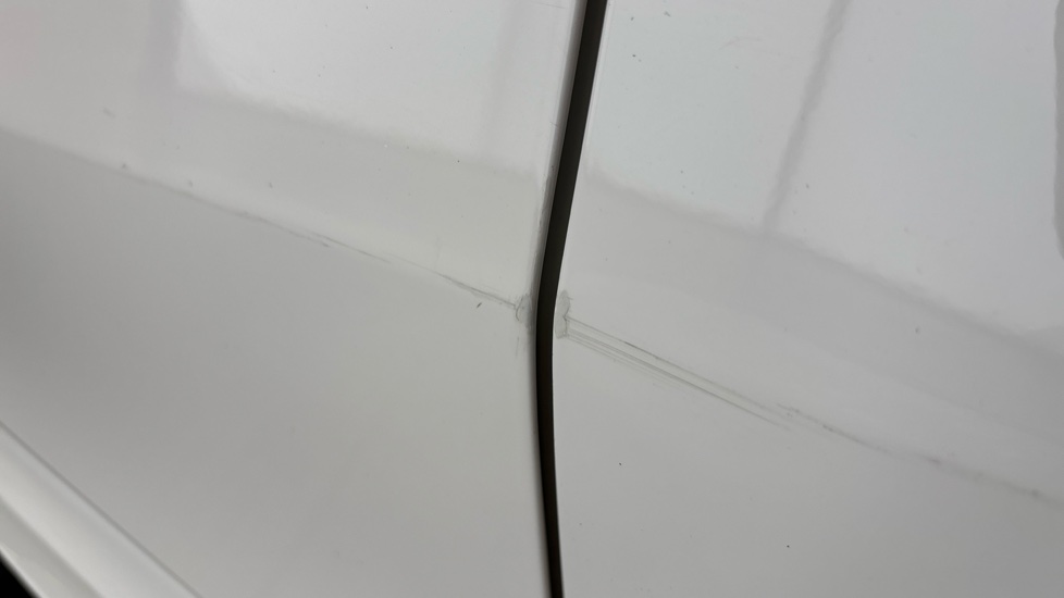 MERCEDES A CLASS Chips and scratches