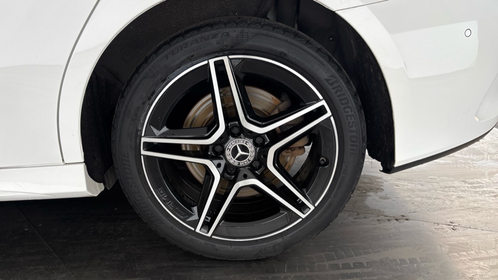 MERCEDES A CLASS Image 18