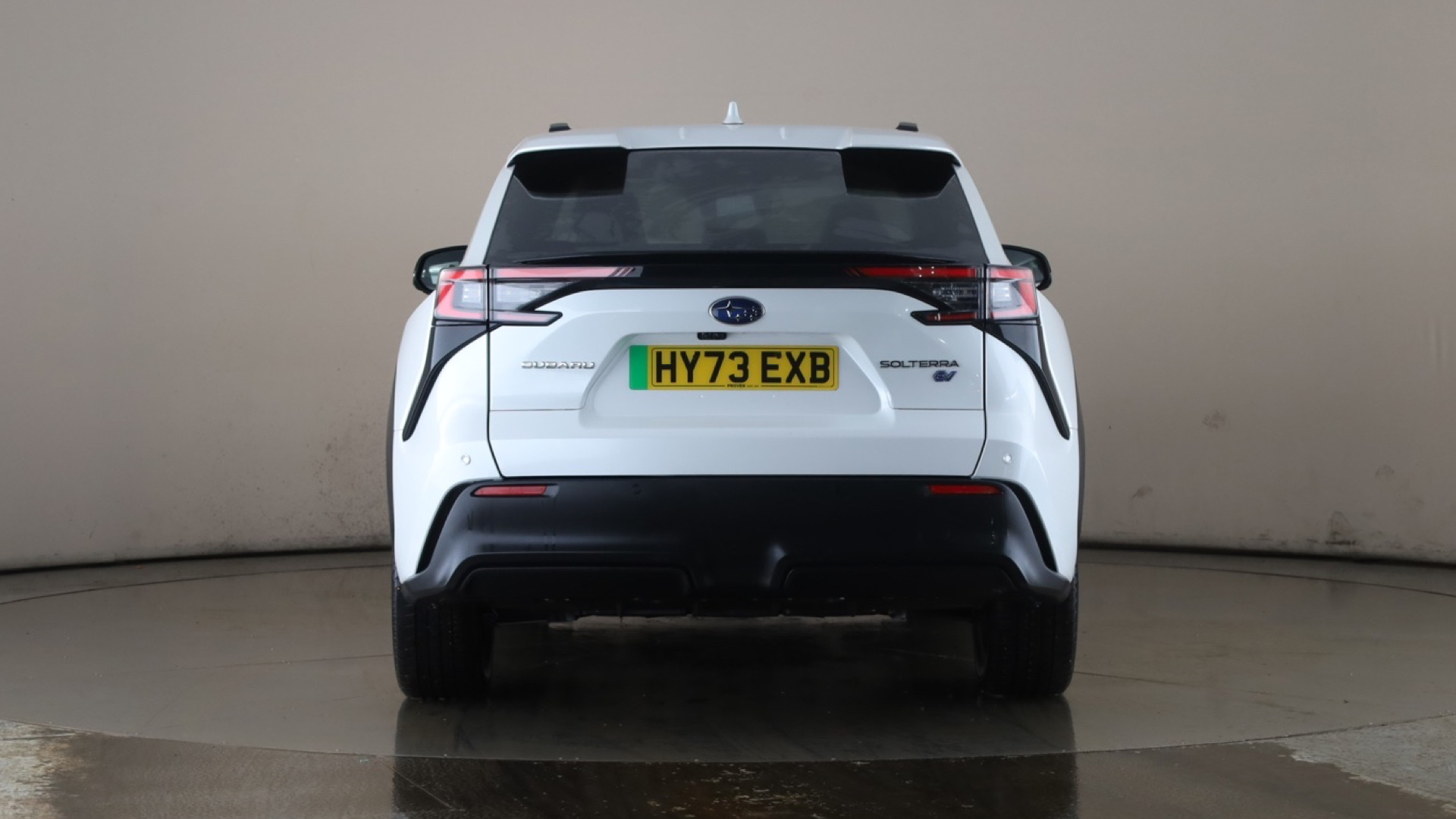 4058401 150kW Touring 71.4kWh 5dr Auto AWD