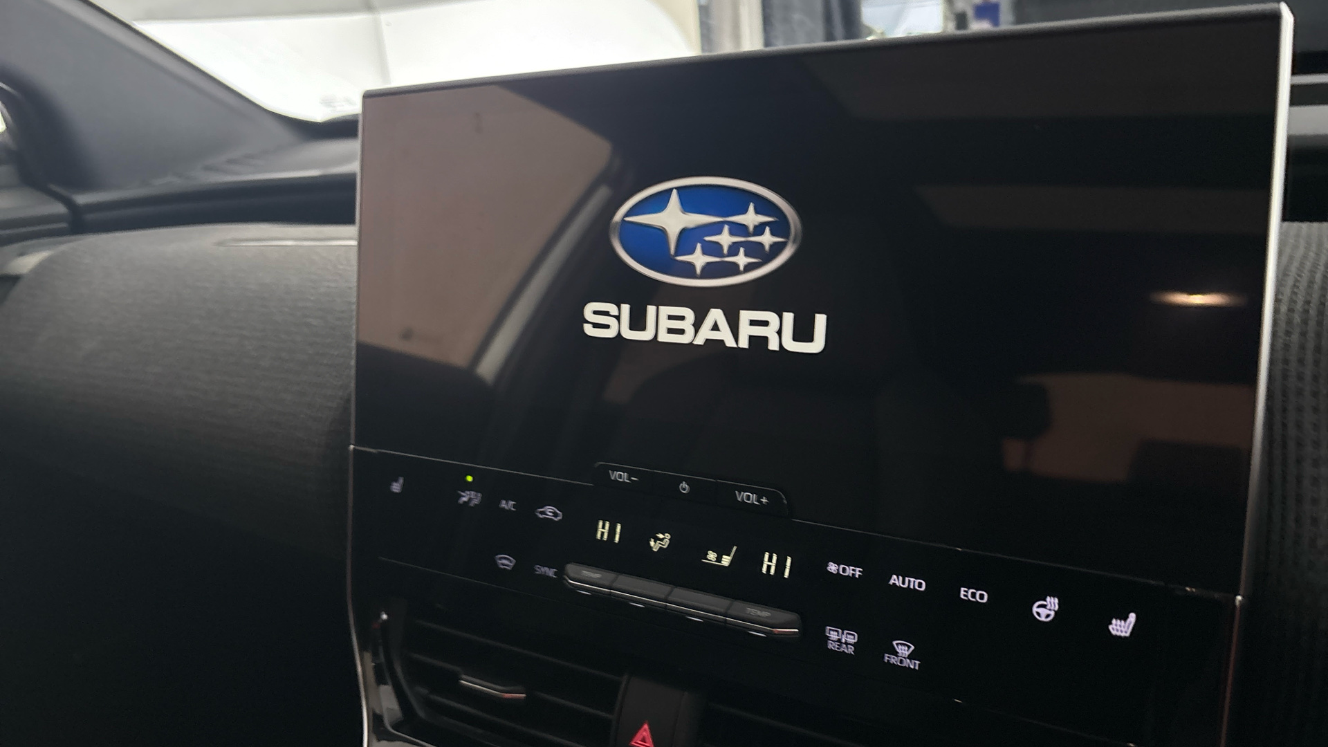 4058401 150kW Touring 71.4kWh 5dr Auto AWD