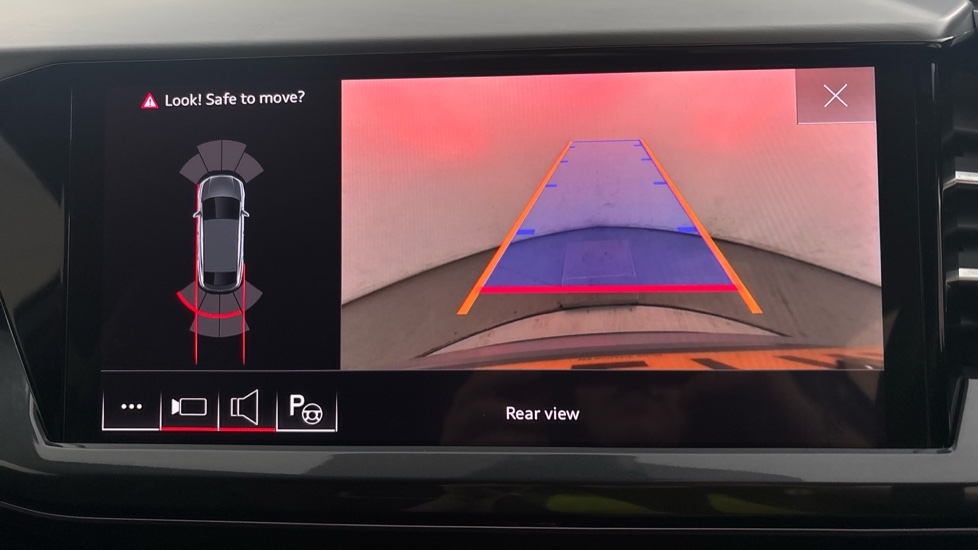 AUDI Q4 reverse camera