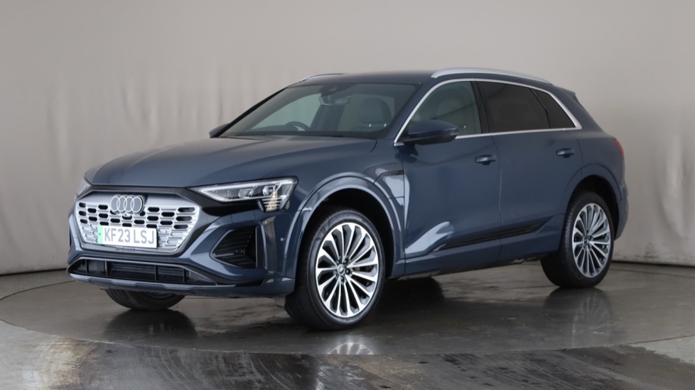 Used AUDI Q8