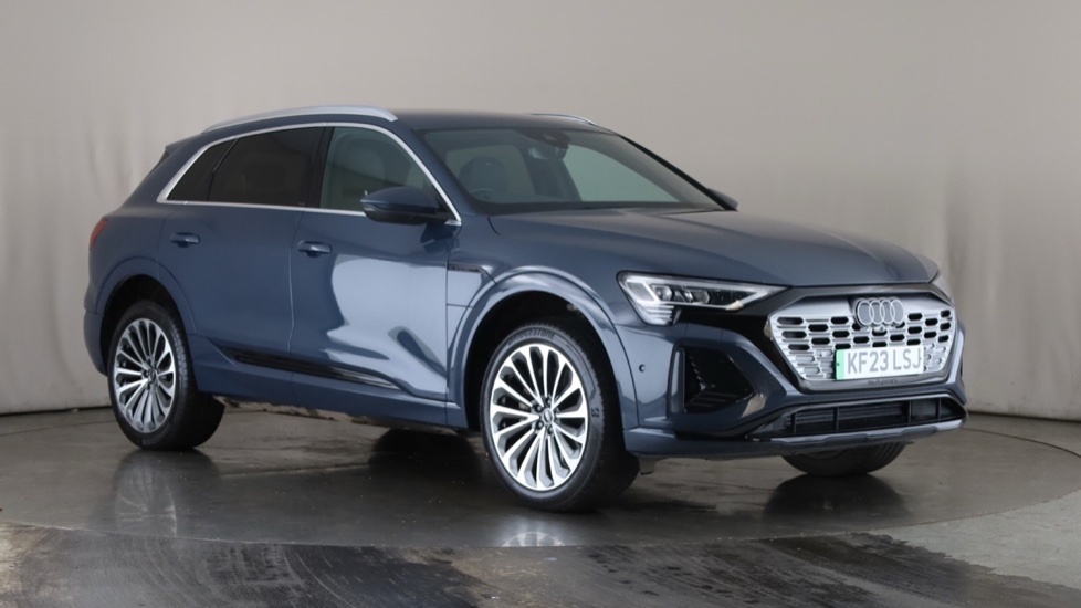 AUDI Q8 Image 7