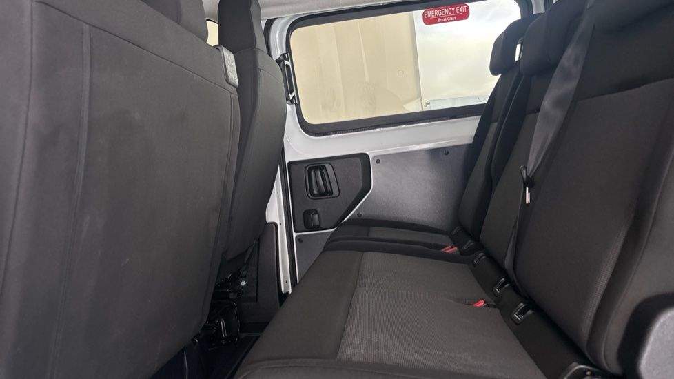 VAUXHALL VIVARO-E LIFE Image 14