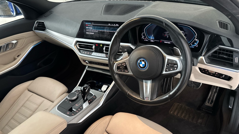 BMW 3 SERIES Image 9