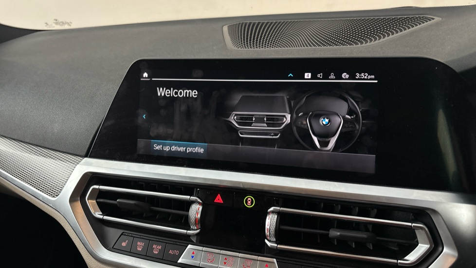 BMW 3 SERIES Image 12