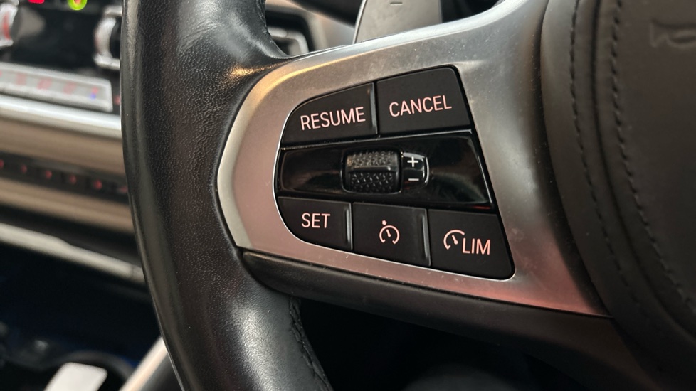 BMW 3 SERIES cruise control