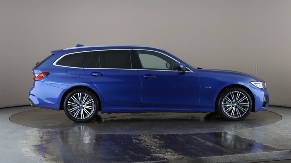 BMW 3 SERIES Image 6