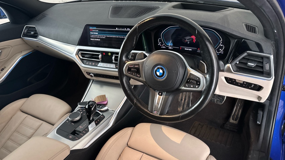 BMW 3 SERIES Image 9