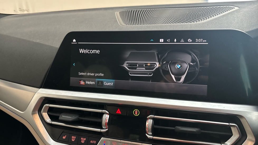 BMW 3 SERIES Image 12