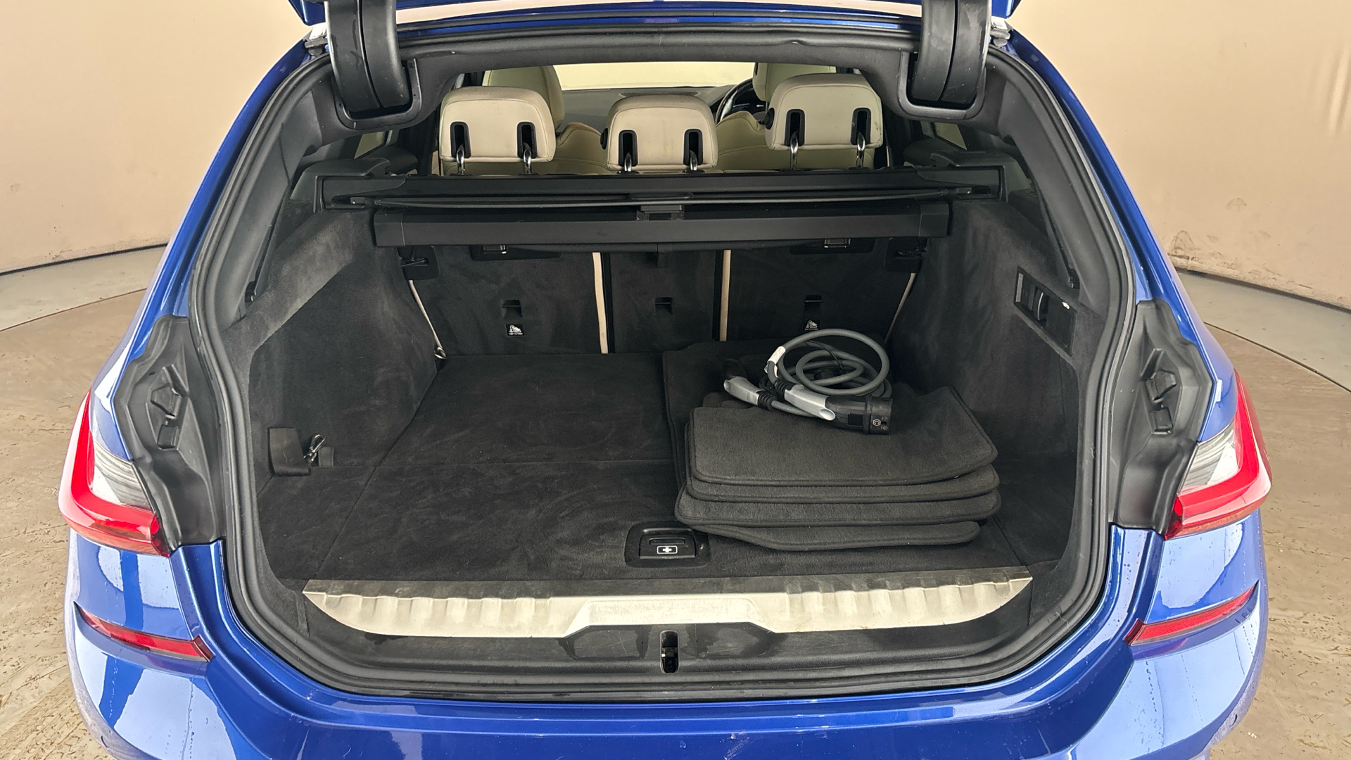 4027722 330e M Sport 5dr Step Auto [Tech Pack]