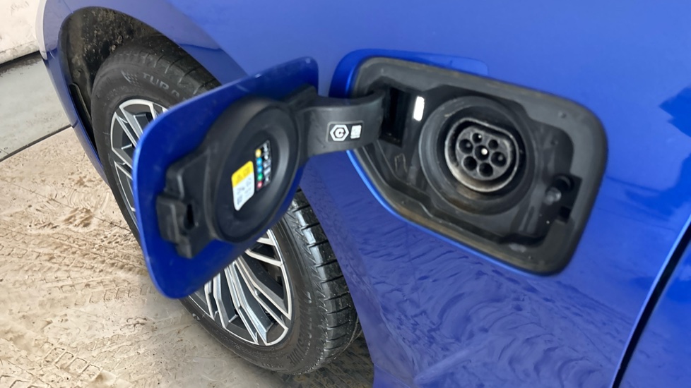 BMW 3 SERIES Image 21