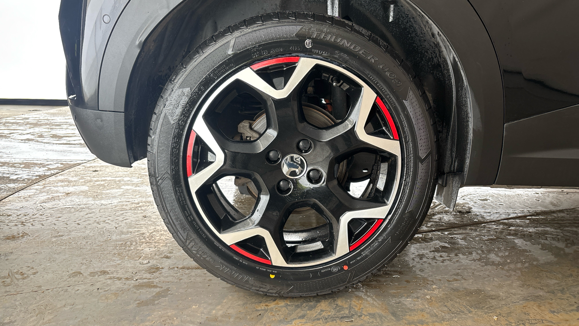 4020919 100kW SRi Premium 50kWh 5dr Auto