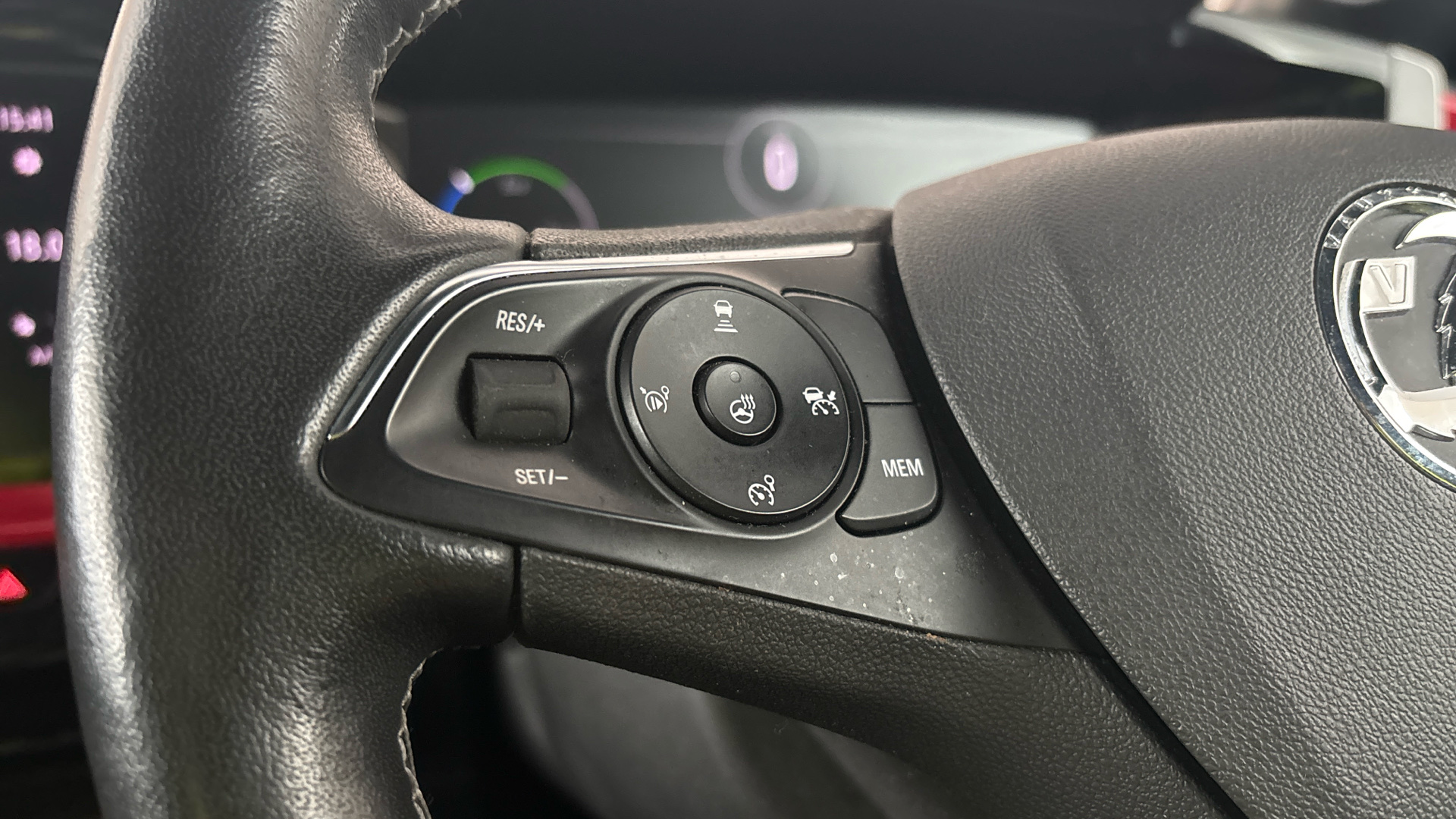 4020919 100kW SRi Premium 50kWh 5dr Auto