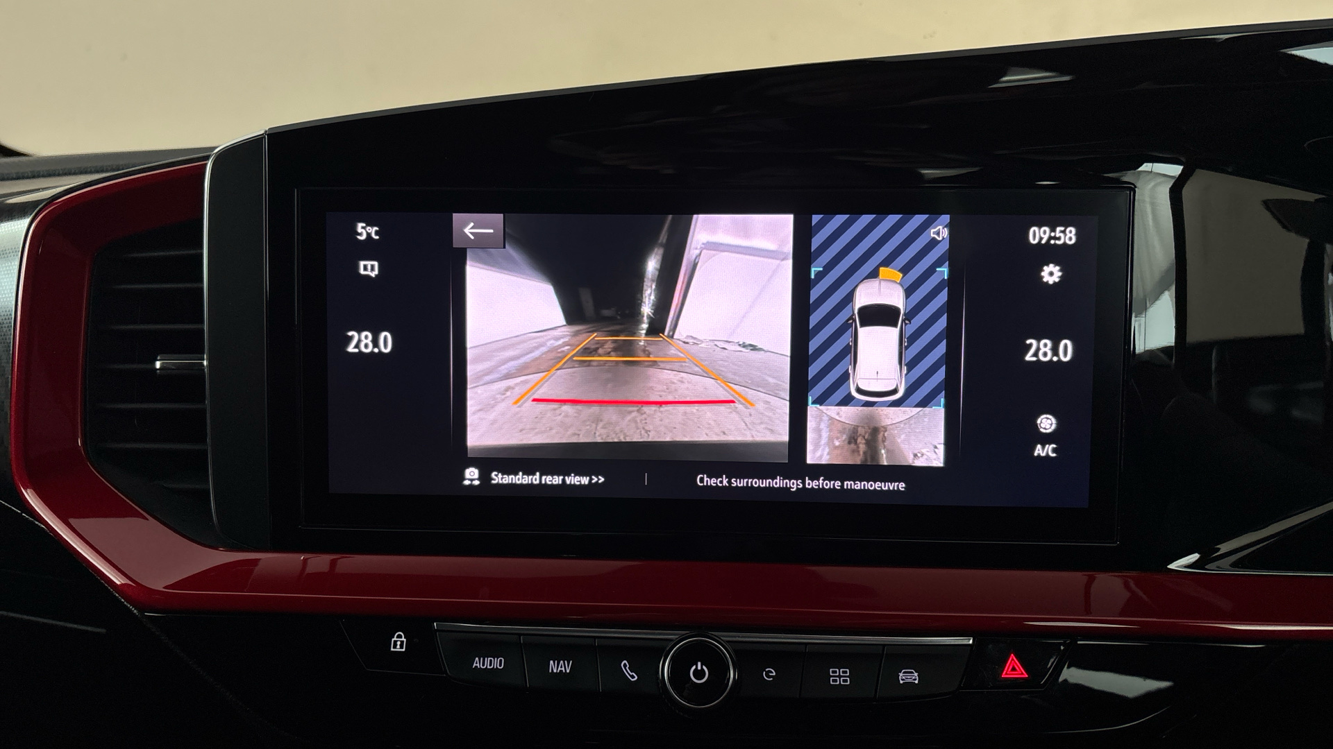 4070981 100kW SRi Premium 50kWh 5dr Auto