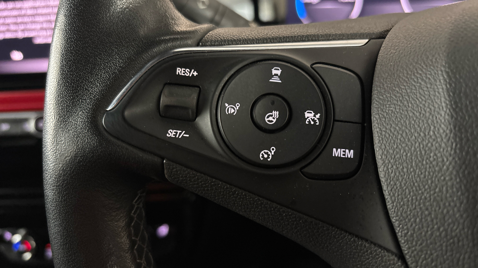 4070981 100kW SRi Premium 50kWh 5dr Auto