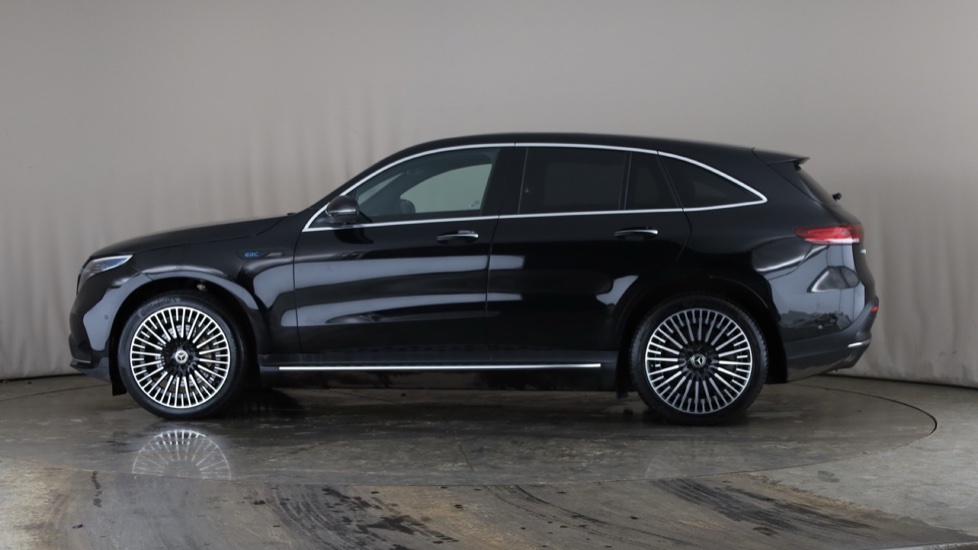 MERCEDES EQC Image 2