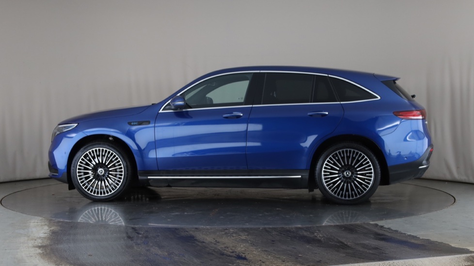 MERCEDES EQC Image 2