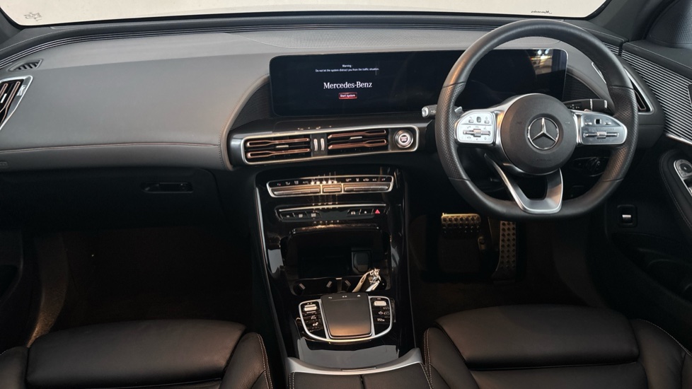 MERCEDES EQC Image 11
