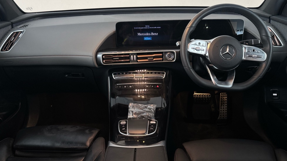 MERCEDES EQC Image 11