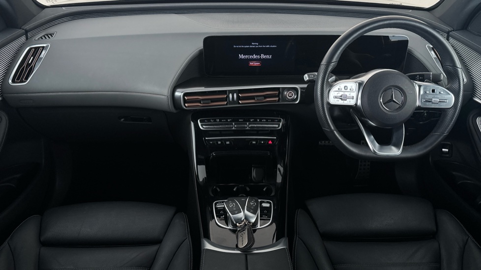 MERCEDES EQC Image 11