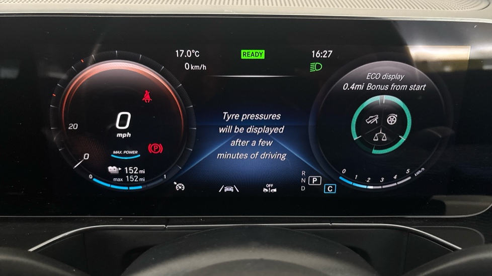 MERCEDES EQC Image 13