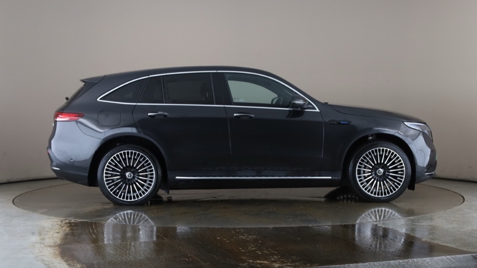 MERCEDES EQC Image 6