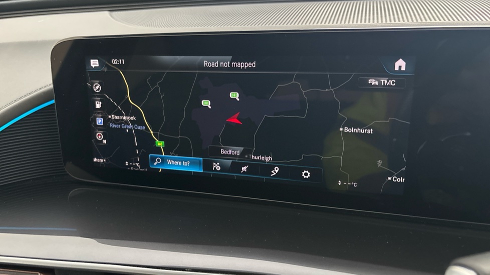 MERCEDES EQC Image 12