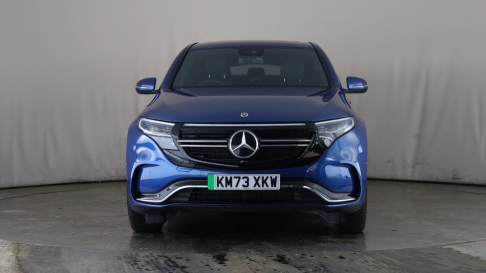 MERCEDES EQC Image 8