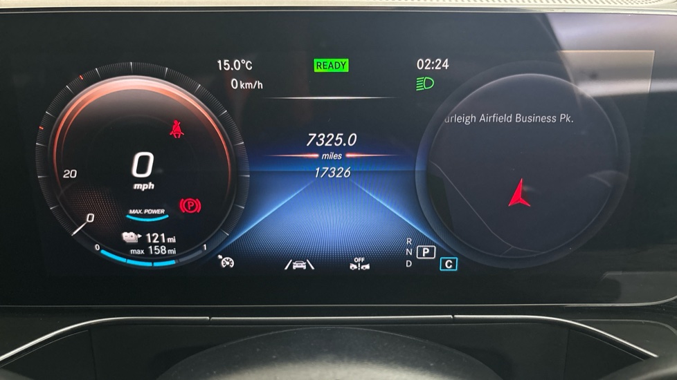 MERCEDES EQC Image 13