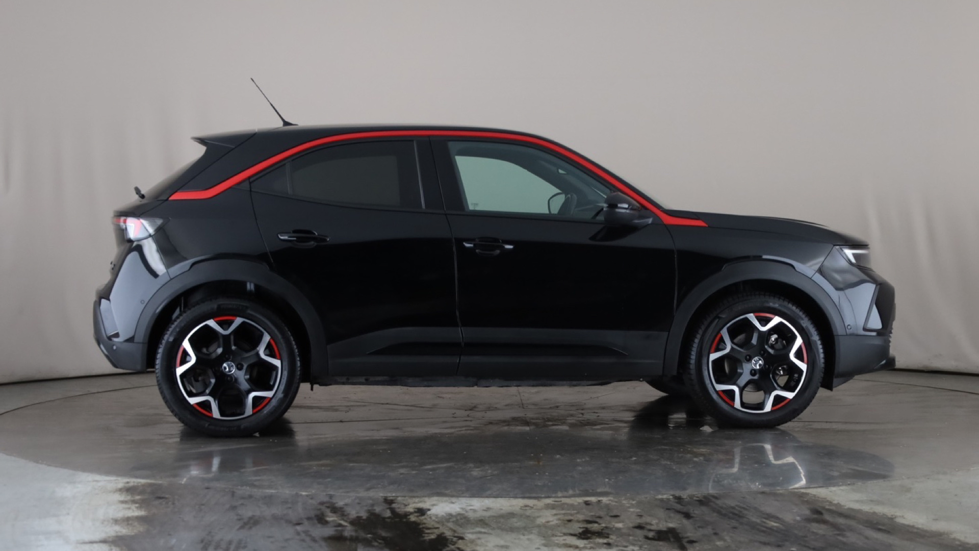 4049140 100kW SRi Nav Premium 50kWh 5dr Auto