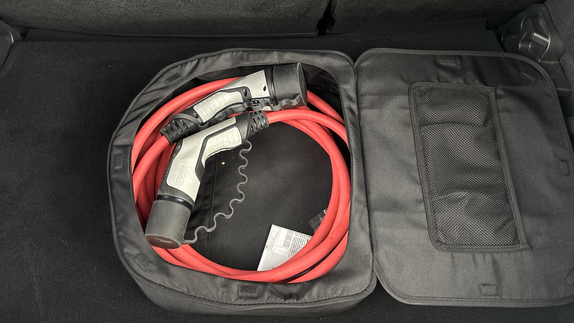 4049140 100kW SRi Nav Premium 50kWh 5dr Auto