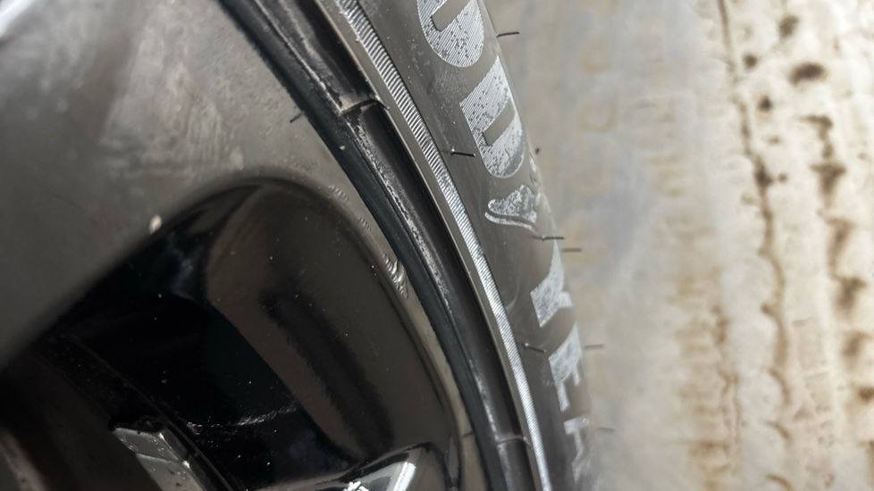 JAGUAR I-PACE Scuff