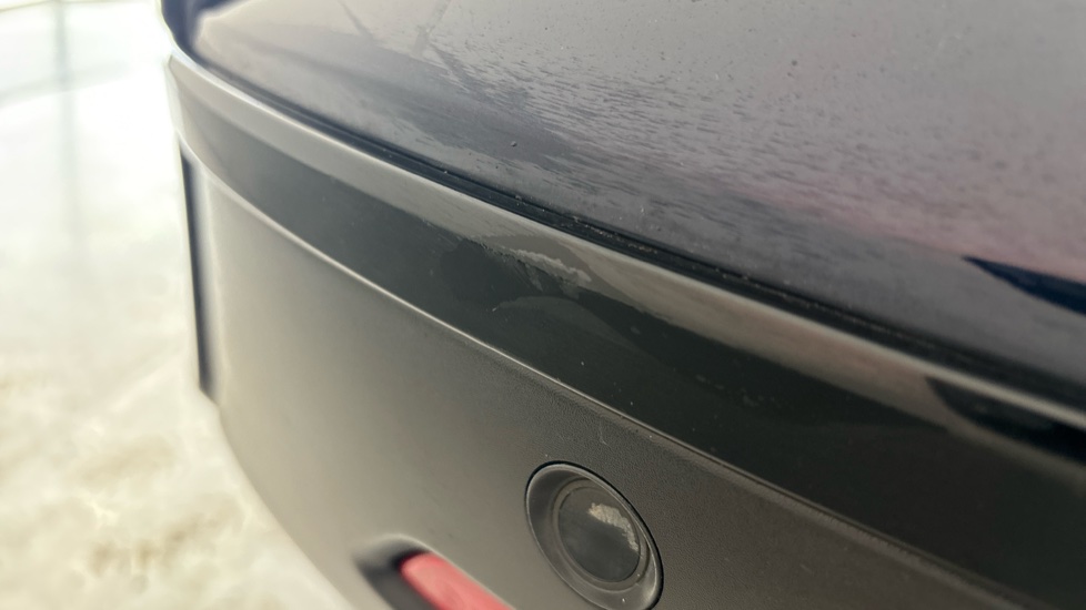 JAGUAR I-PACE Scuff