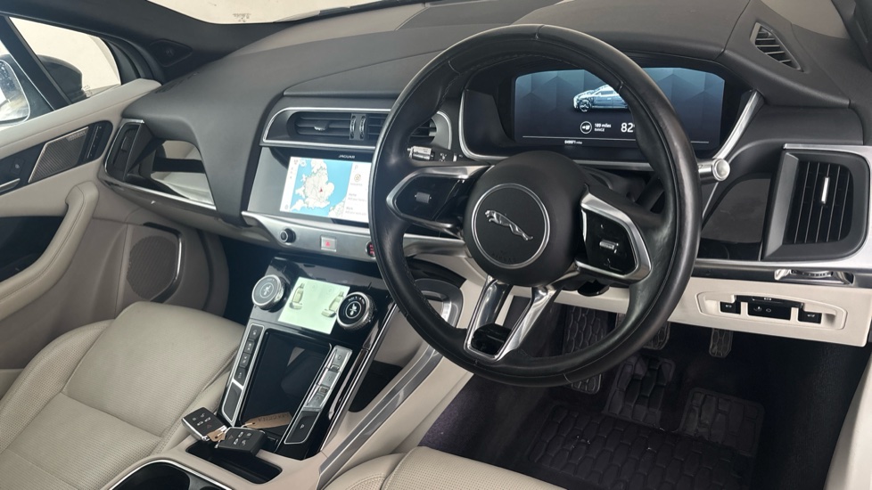 JAGUAR I-PACE Image 9