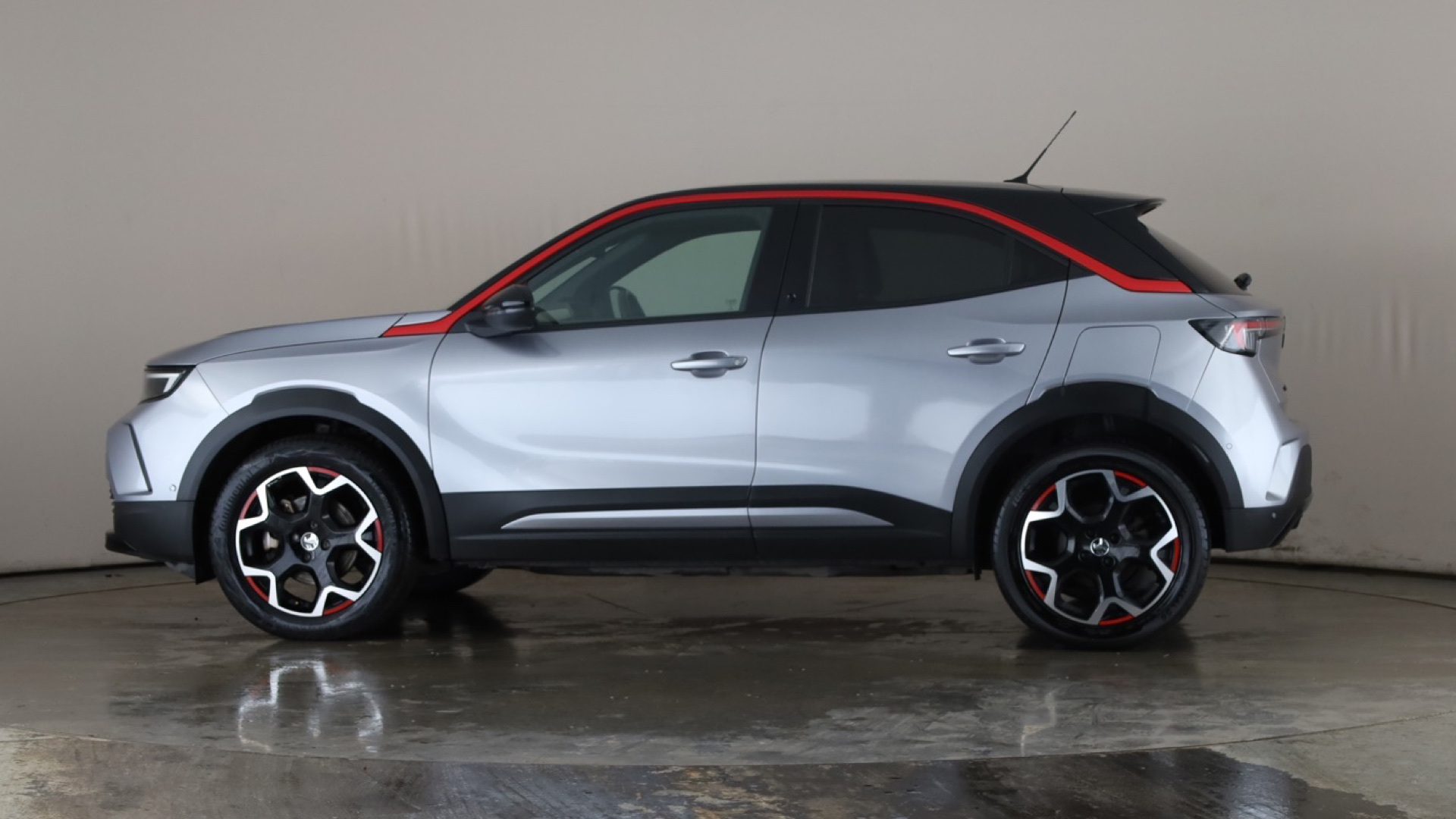 4027712 100kW SRi Nav Premium 50kWh 5dr Auto