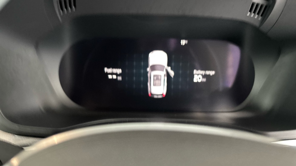 VOLVO XC60 Image 13