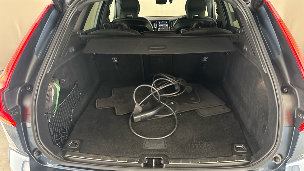 VOLVO XC60 Image 15